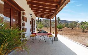 El Algarrobero